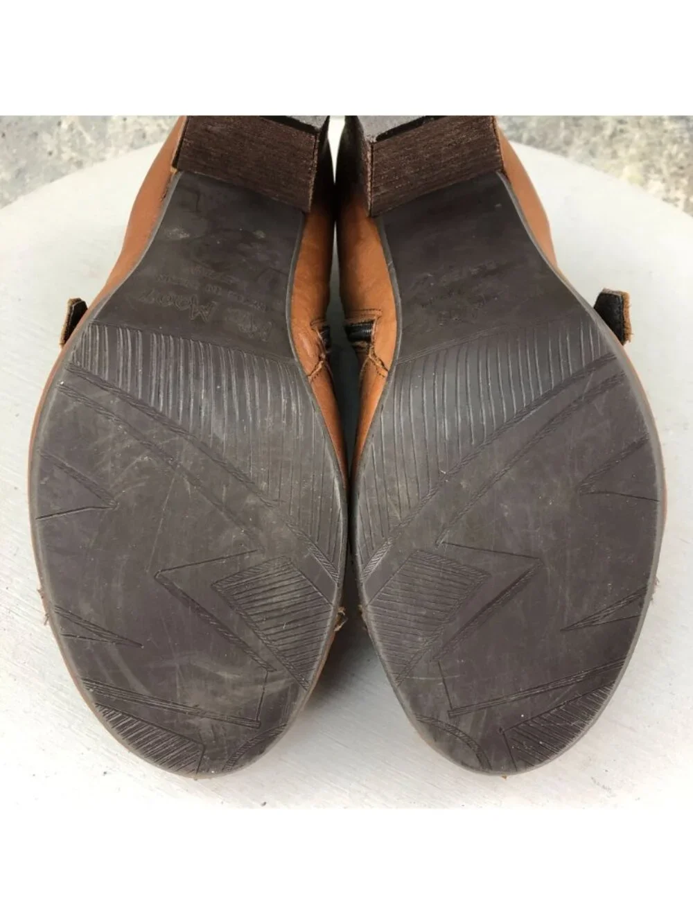Miz Mooz Women's Size 8.5 Sal Whiskey Brown Leather High Heel Ankle Booties